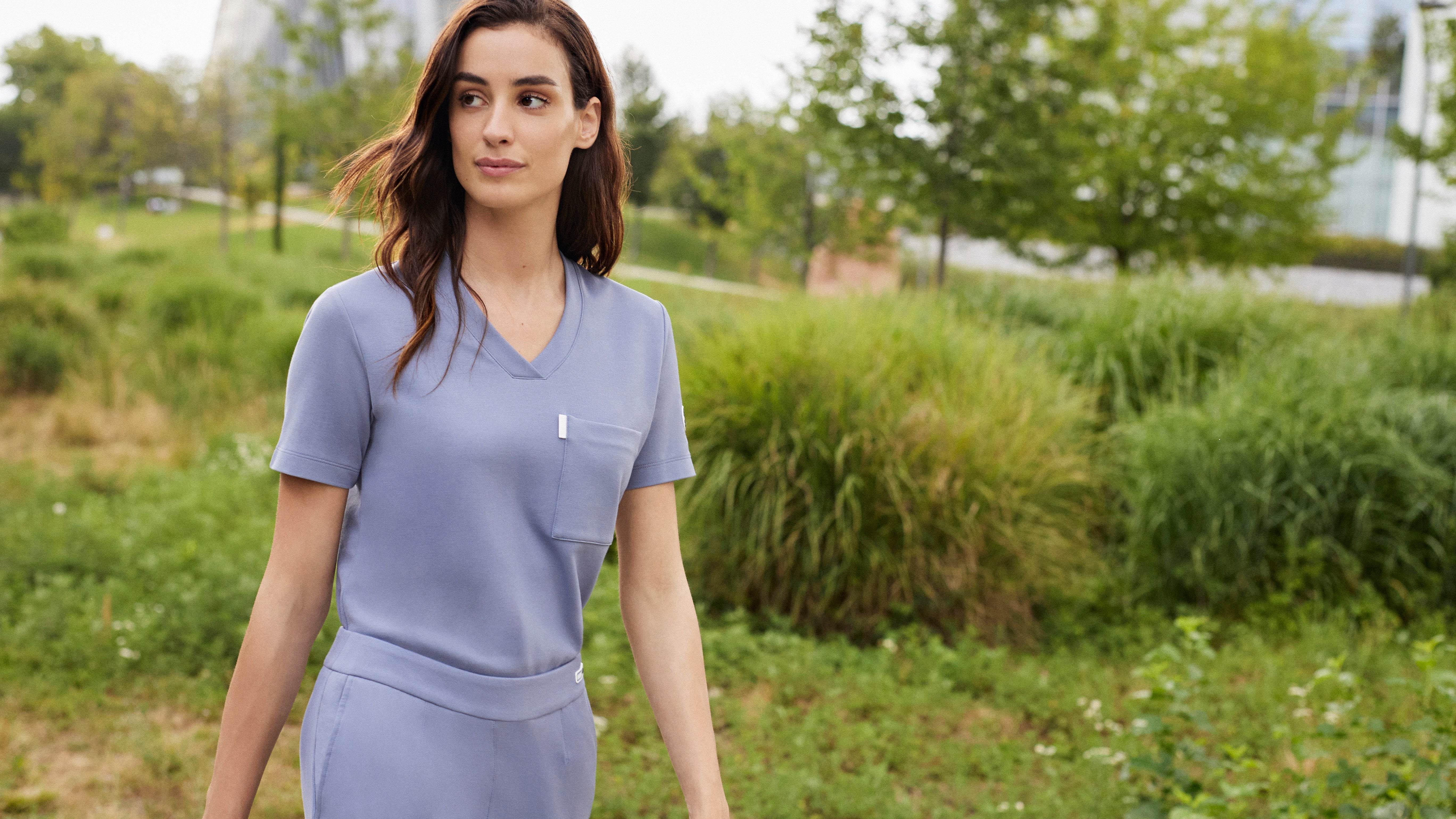WOMEN'S OFFICE SCRUBS