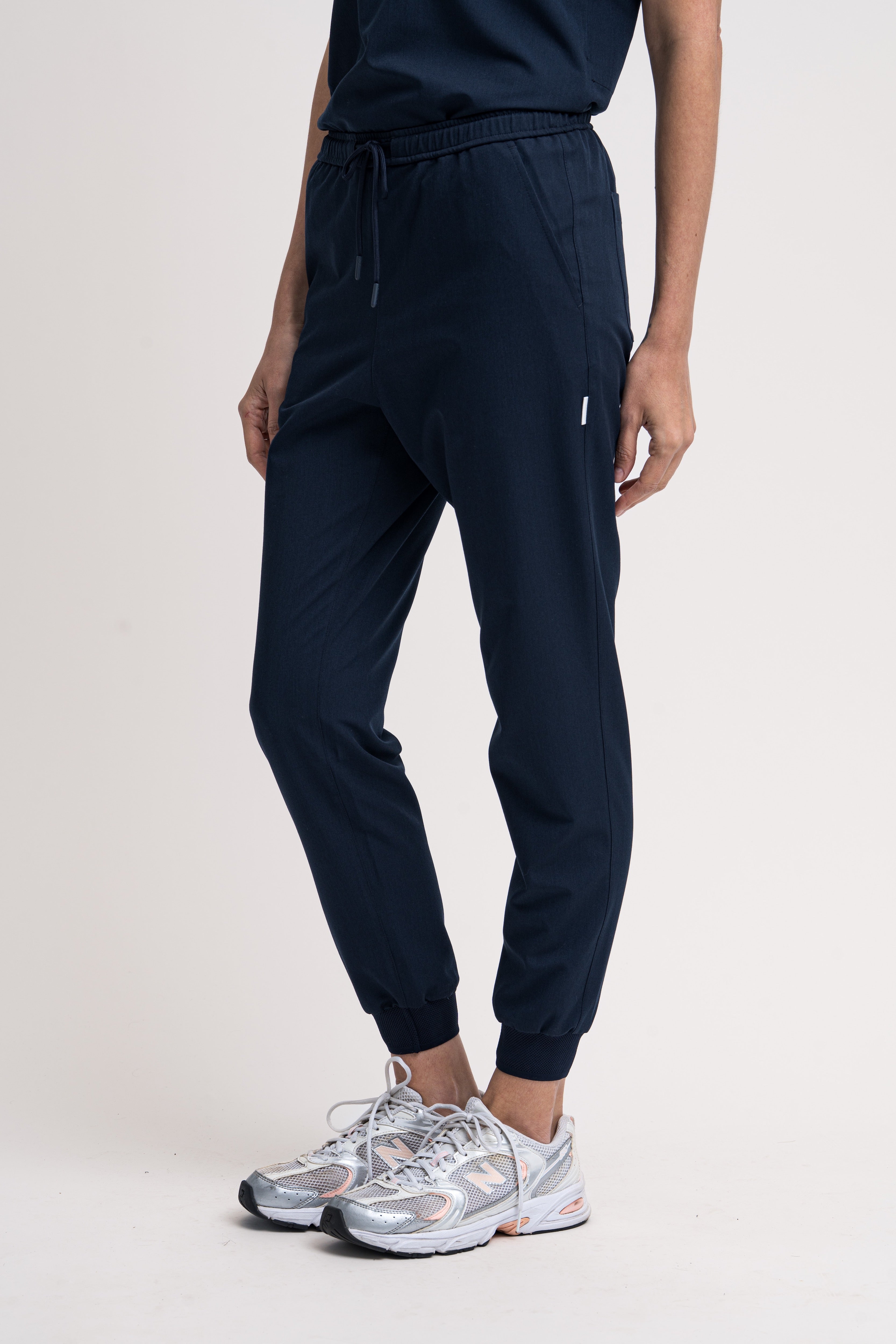 WOMEN'S CORE SCRUB JOGGER PANT | NAVY
