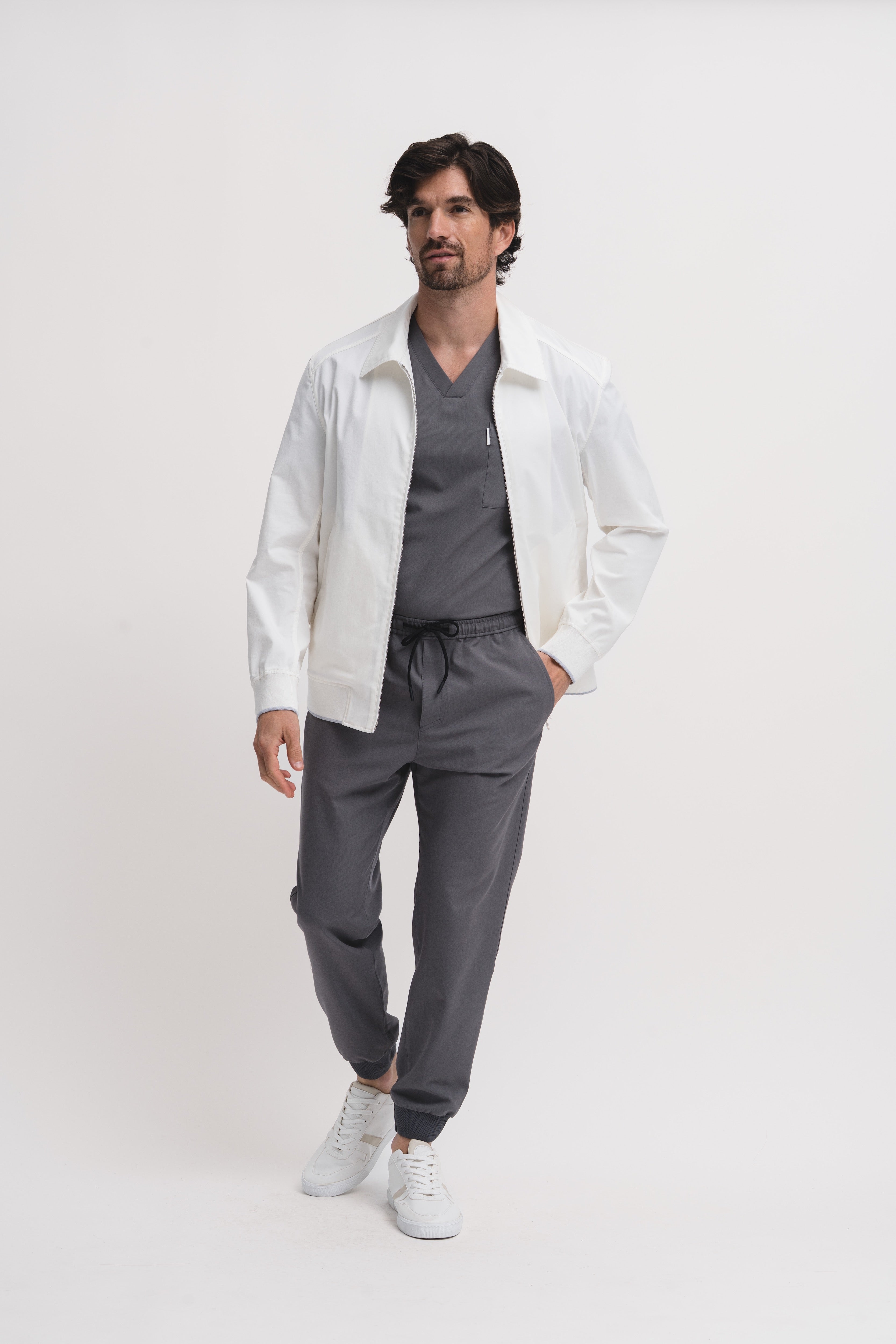 MEN'S CORE V-NECK SCRUB TOP | GREY