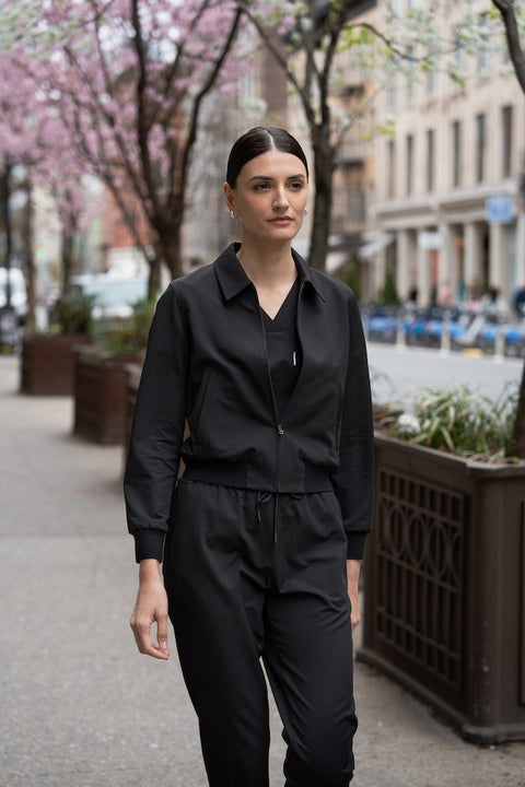 Feather Back Vent Jacket in Black