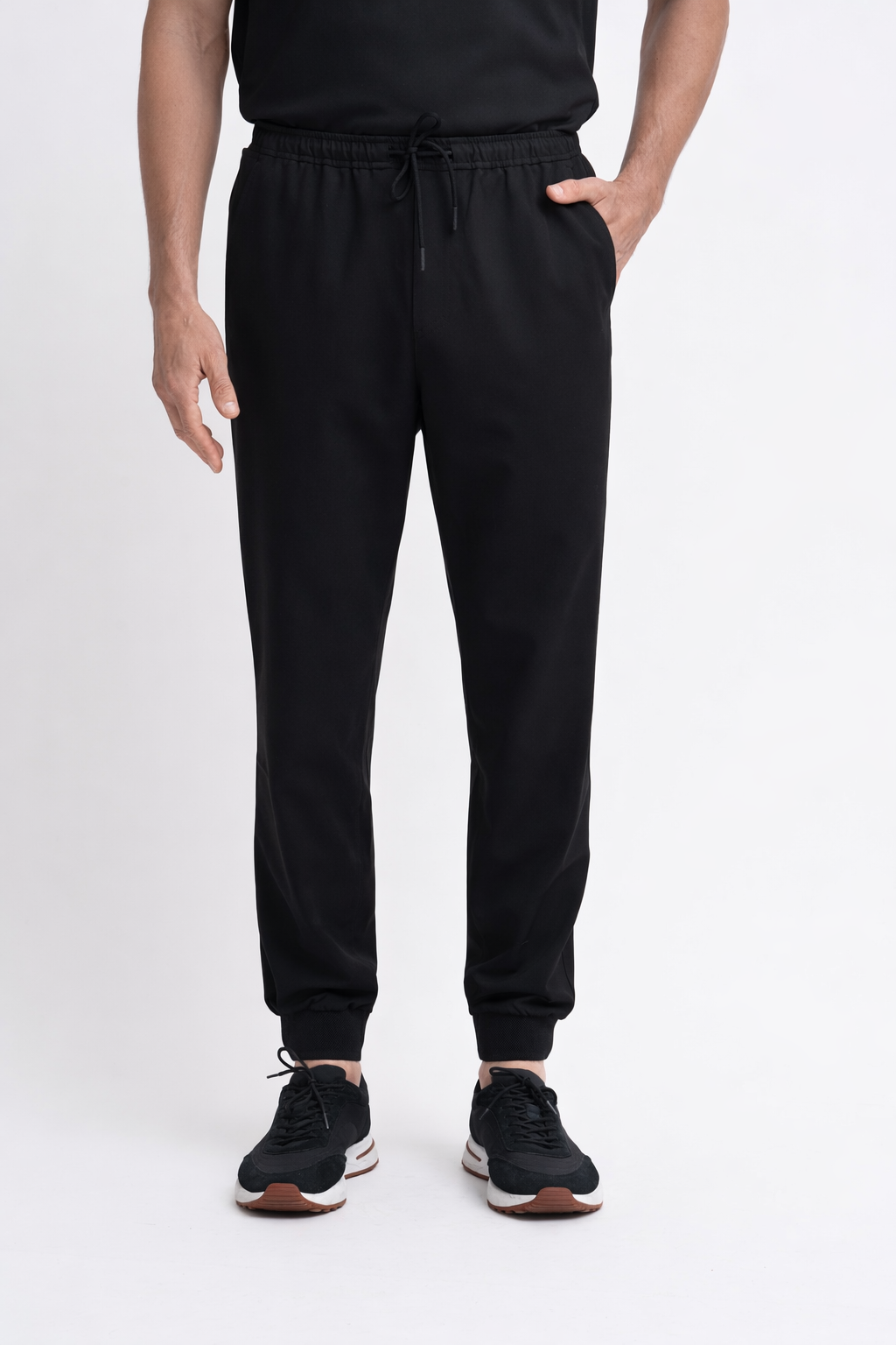 Perfect Pull on Scrub Jogger in Black
