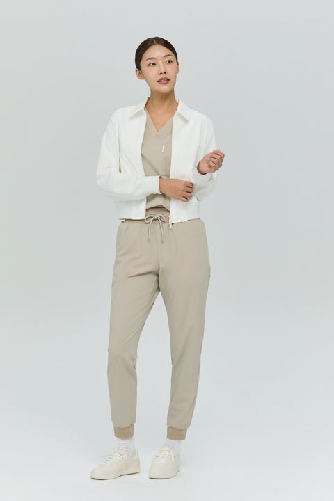 Perfect Straight Scrub Jogger in Cappuccino