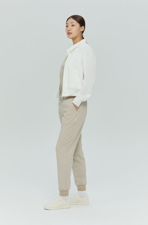Feather Back Vent Jacket in White