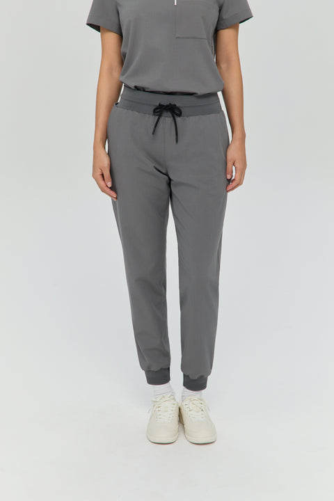 Perfect Scrub Jogger in Grey