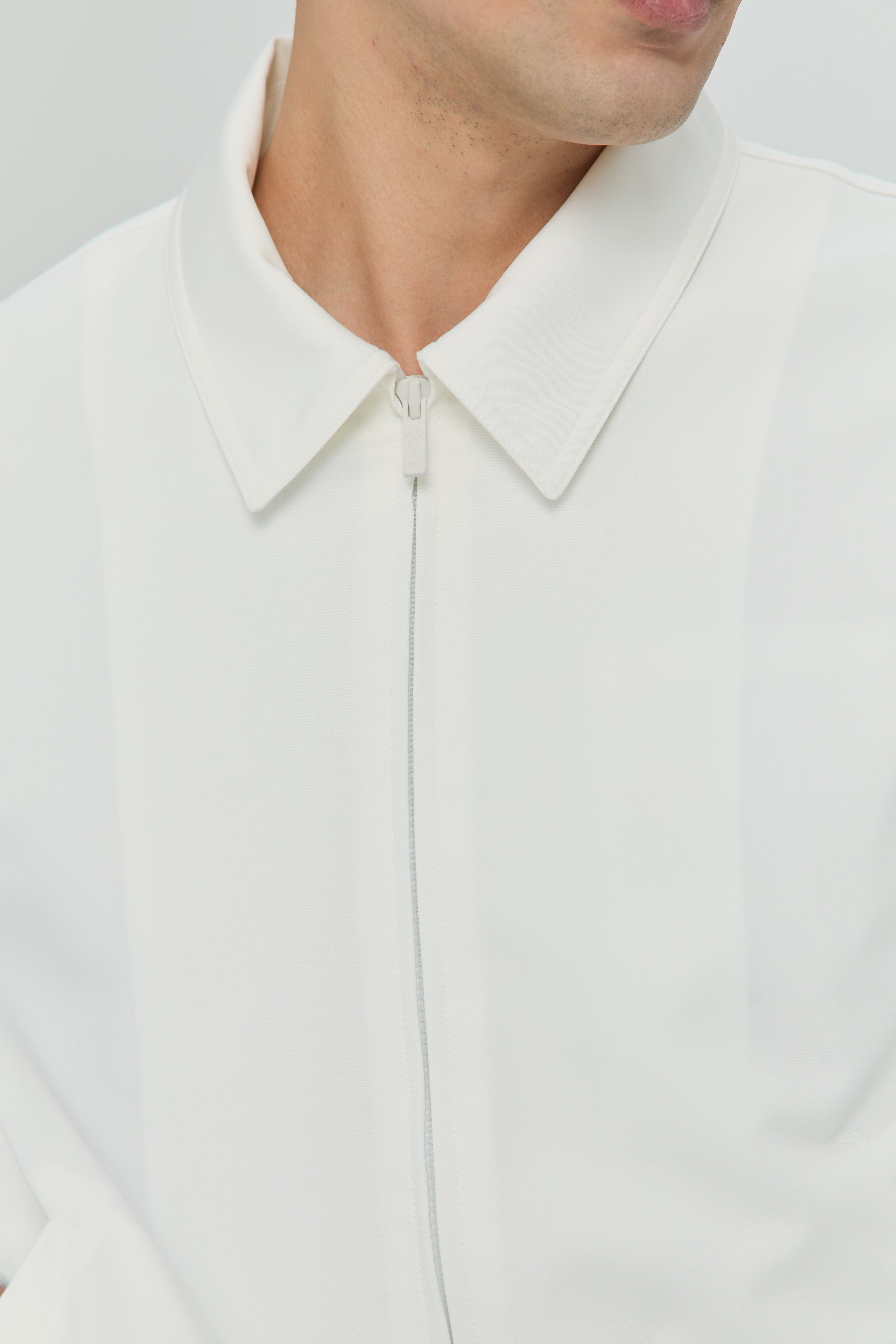 Feather Back Vent Jacket in White